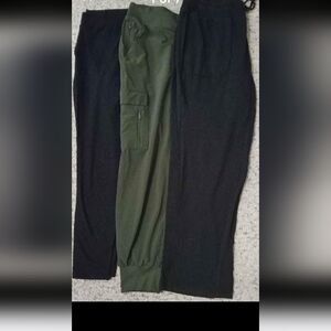 Lot of 3 Womens Joggers, Different Styles and in Great or New Condition.